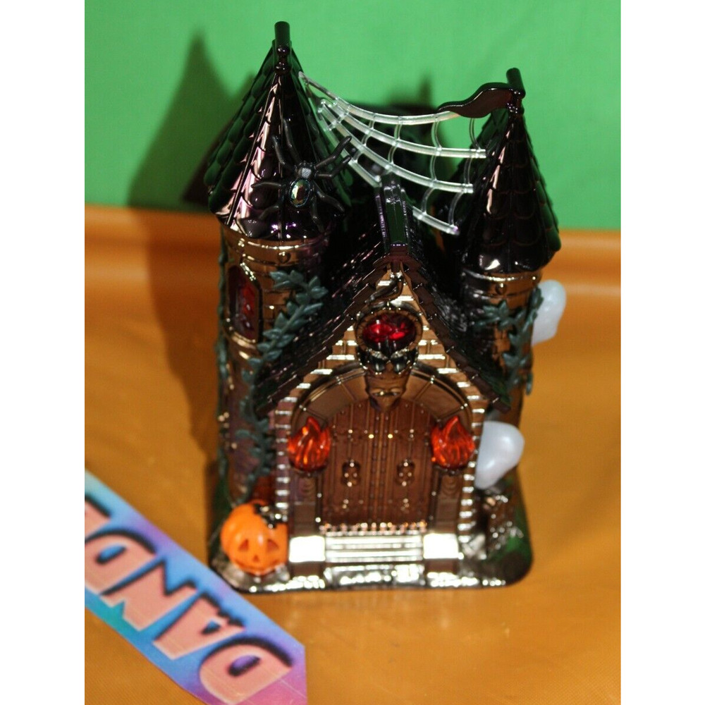 Bath & Body Works Haunted Castle Light Up Wallflower Fragrance Plug Halloween 23